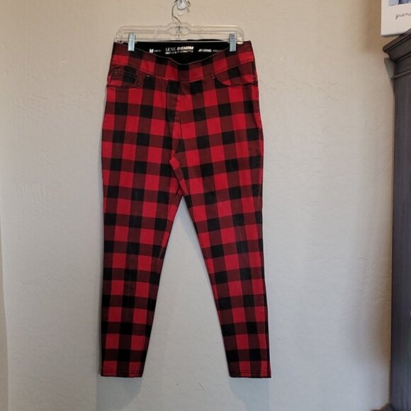 Nygard Plaid Red Stretch Jeggings - Picture 4 of 12